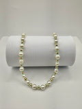 The Daisy Necklace
